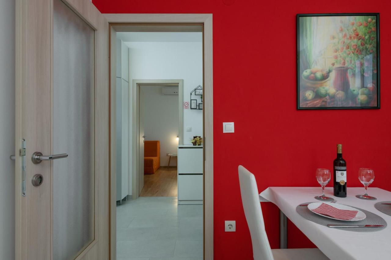 Apartments Greta & Ivona Pula Extérieur photo